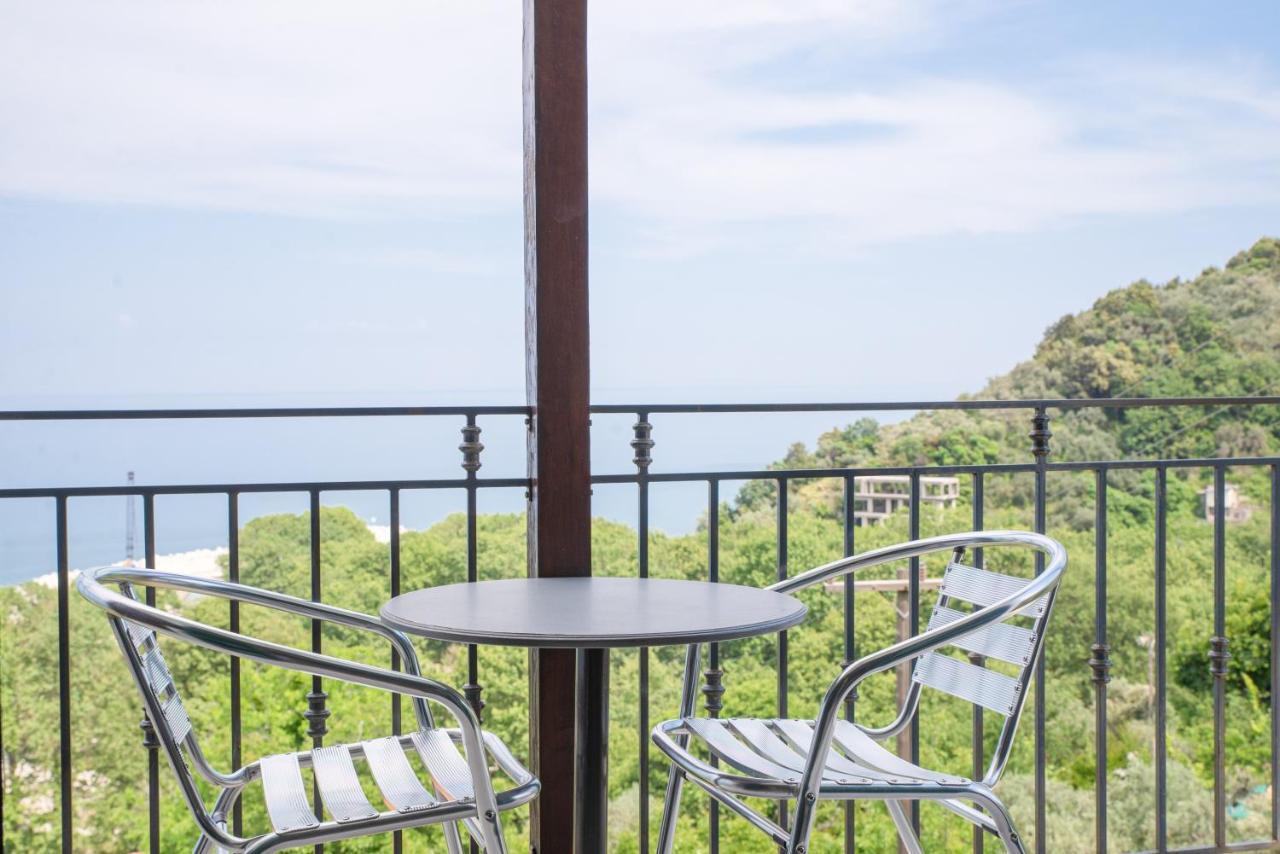 Marabou Hotel Chorefto Екстериор снимка
