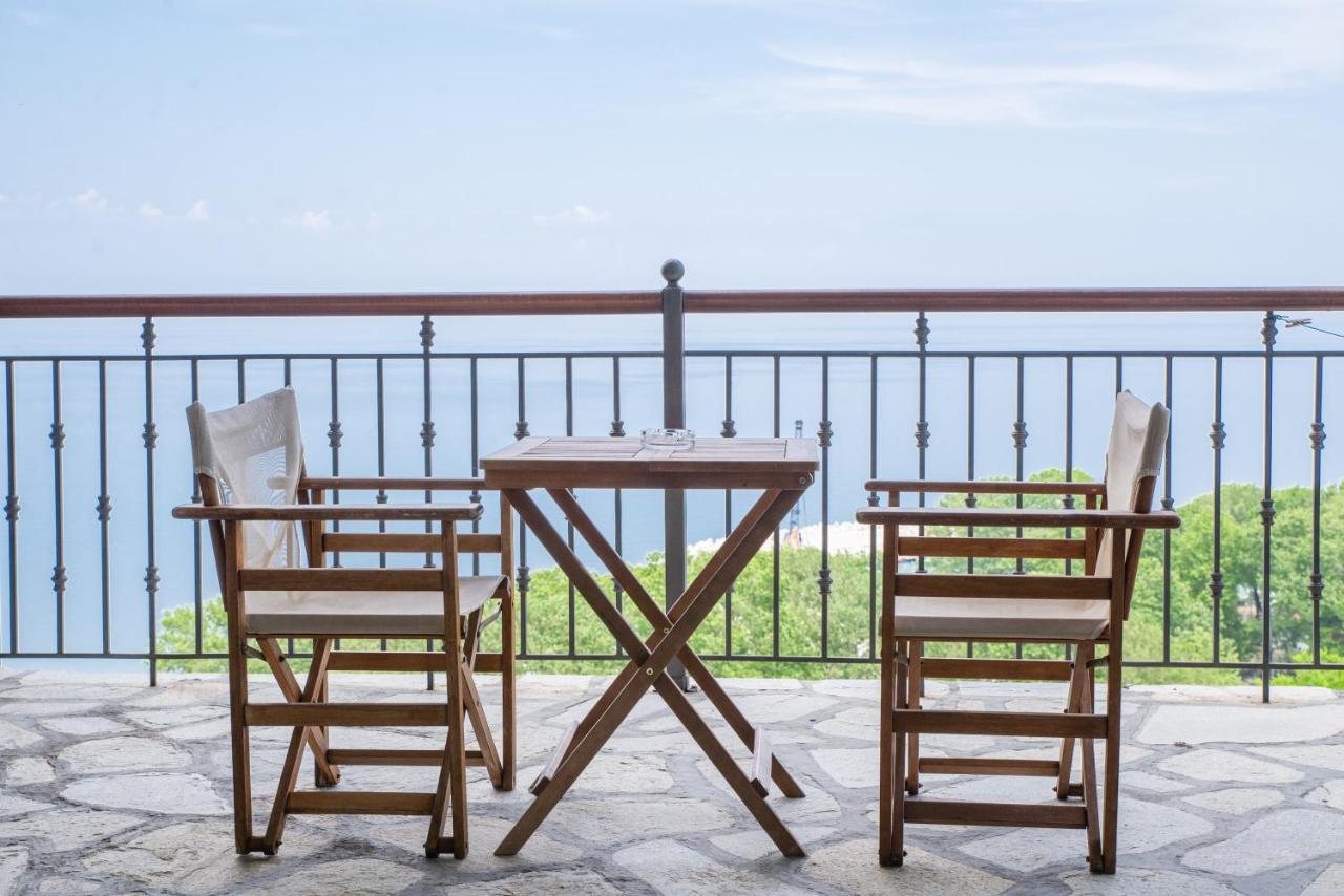 Marabou Hotel Chorefto Екстериор снимка