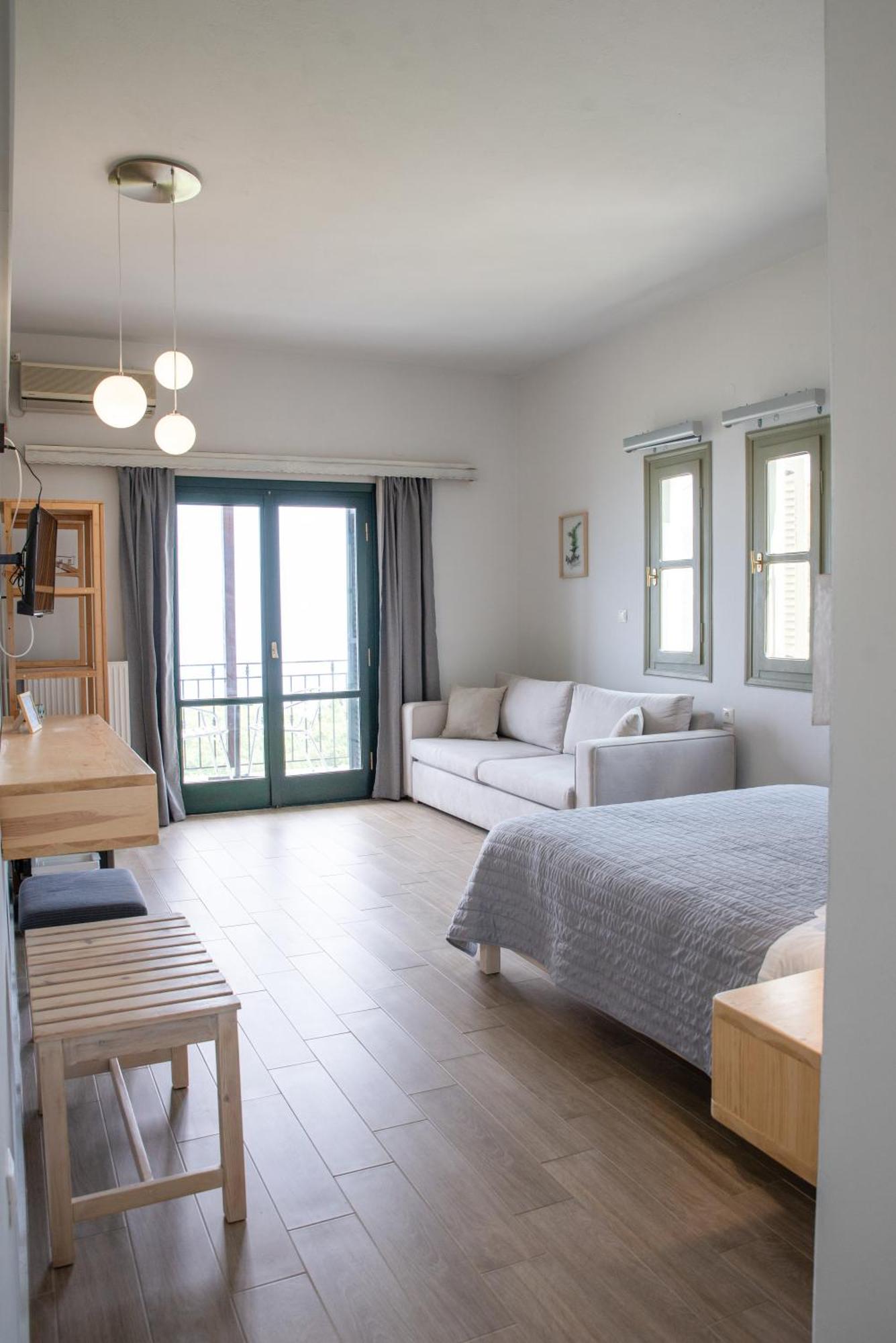 Marabou Hotel Chorefto Екстериор снимка